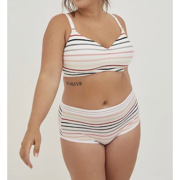 🆕White Colourful Stripe Second Skin Mid Rise Brief Panty 3 3X 22 NWT Torrid New - Picture 2 of 6